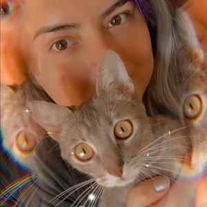 Meet your Posher, Alexandra